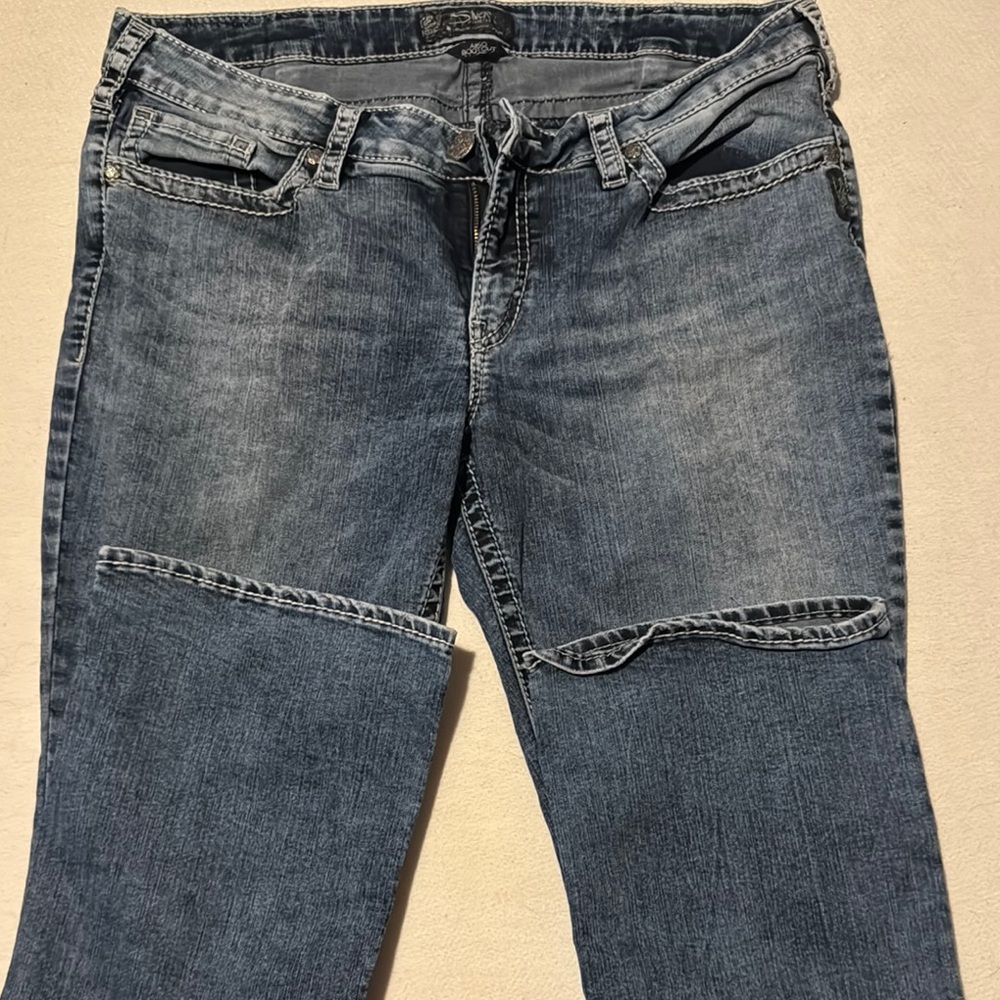 Silver Aiko Blue Bootcut Jeans with Classic Indigo Finish